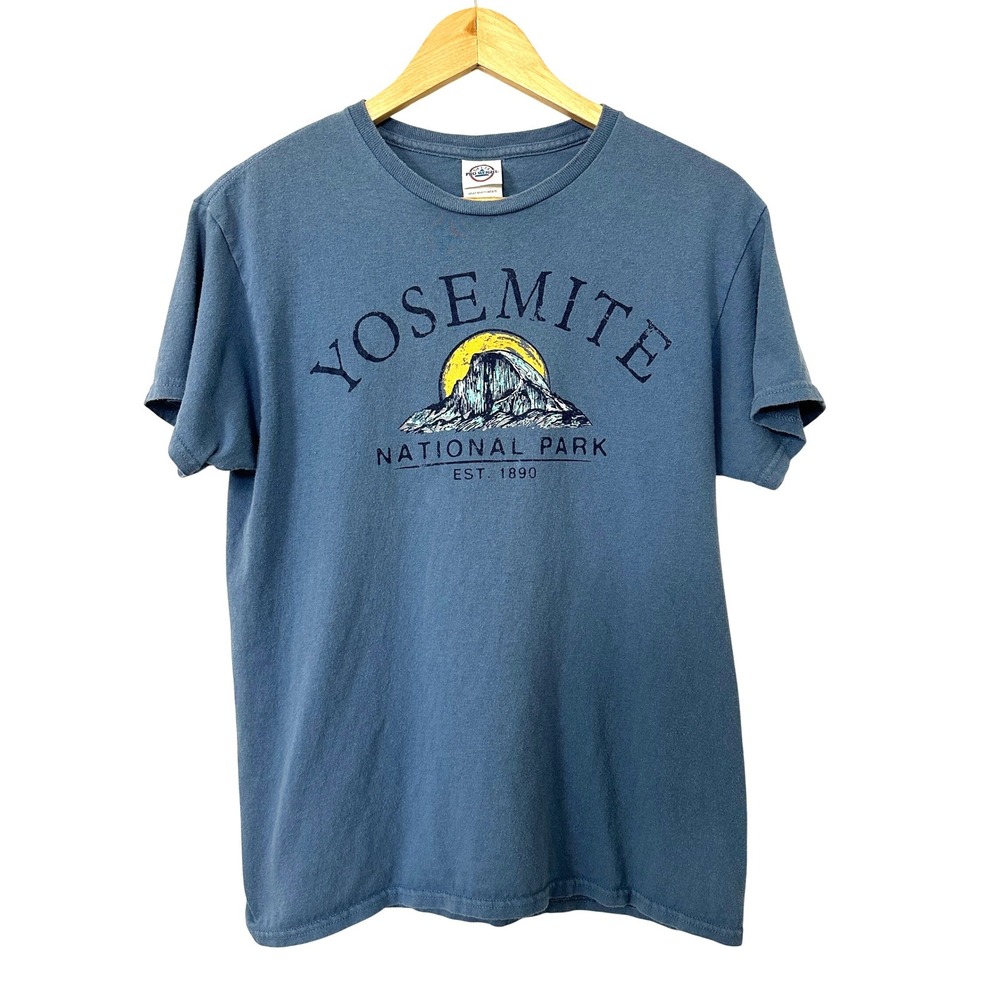 VTG Yosemite National Park Graphic Tee Blue Delta Pro 00s Womens‎ M Gorpcore